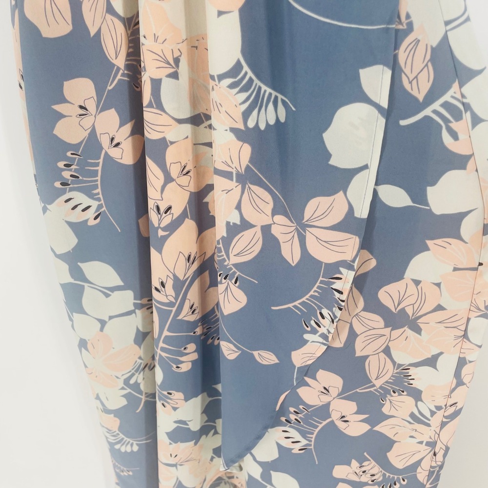 ASTR The Label Blue Floral High Low Wrap Maxi Dress size M Feminine Garden - Picture 6 of 16